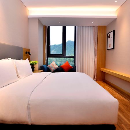 Holiday Inn Express Luanchuan By Ihg Extérieur photo