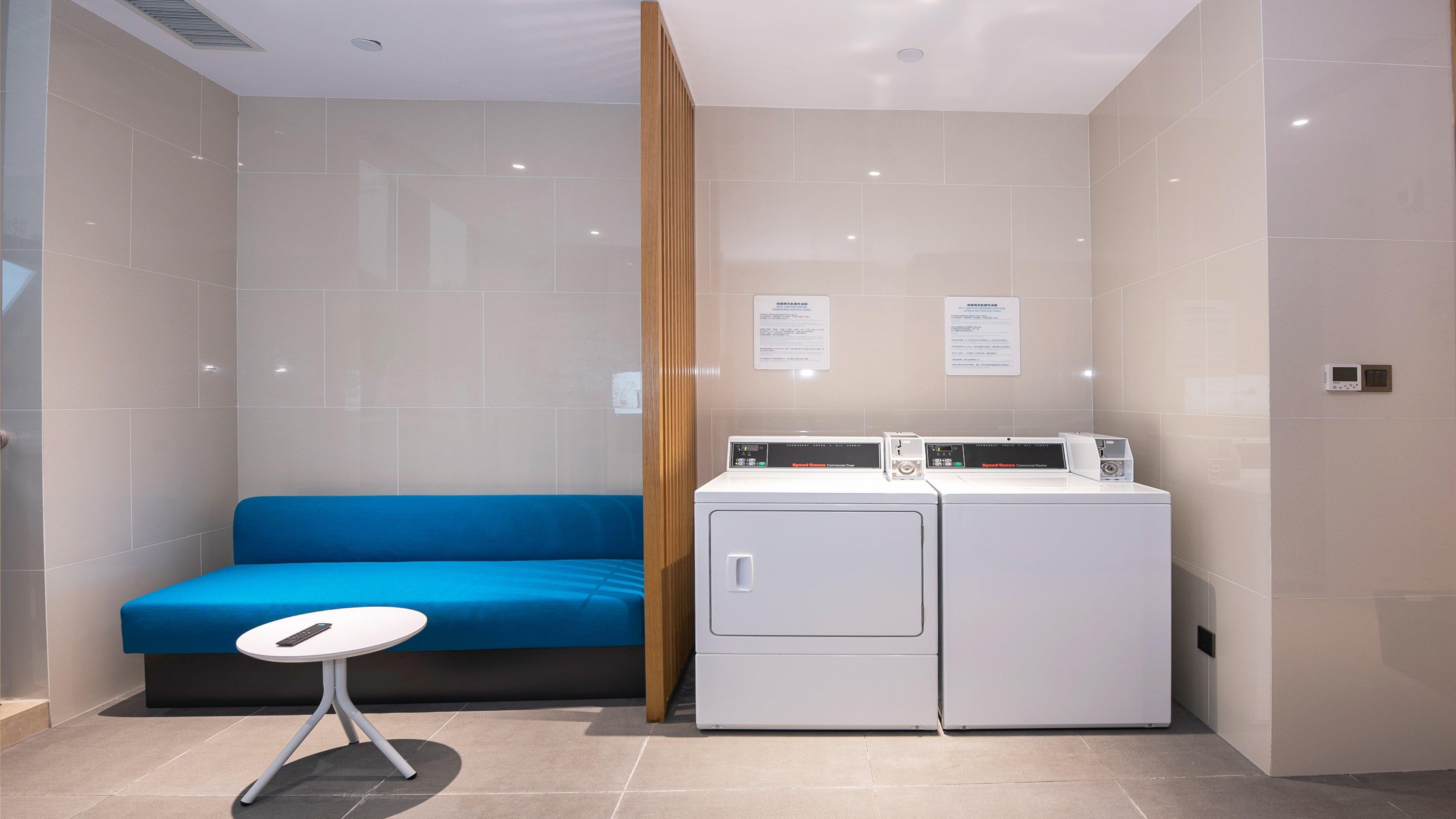 Holiday Inn Express Luanchuan By Ihg Extérieur photo