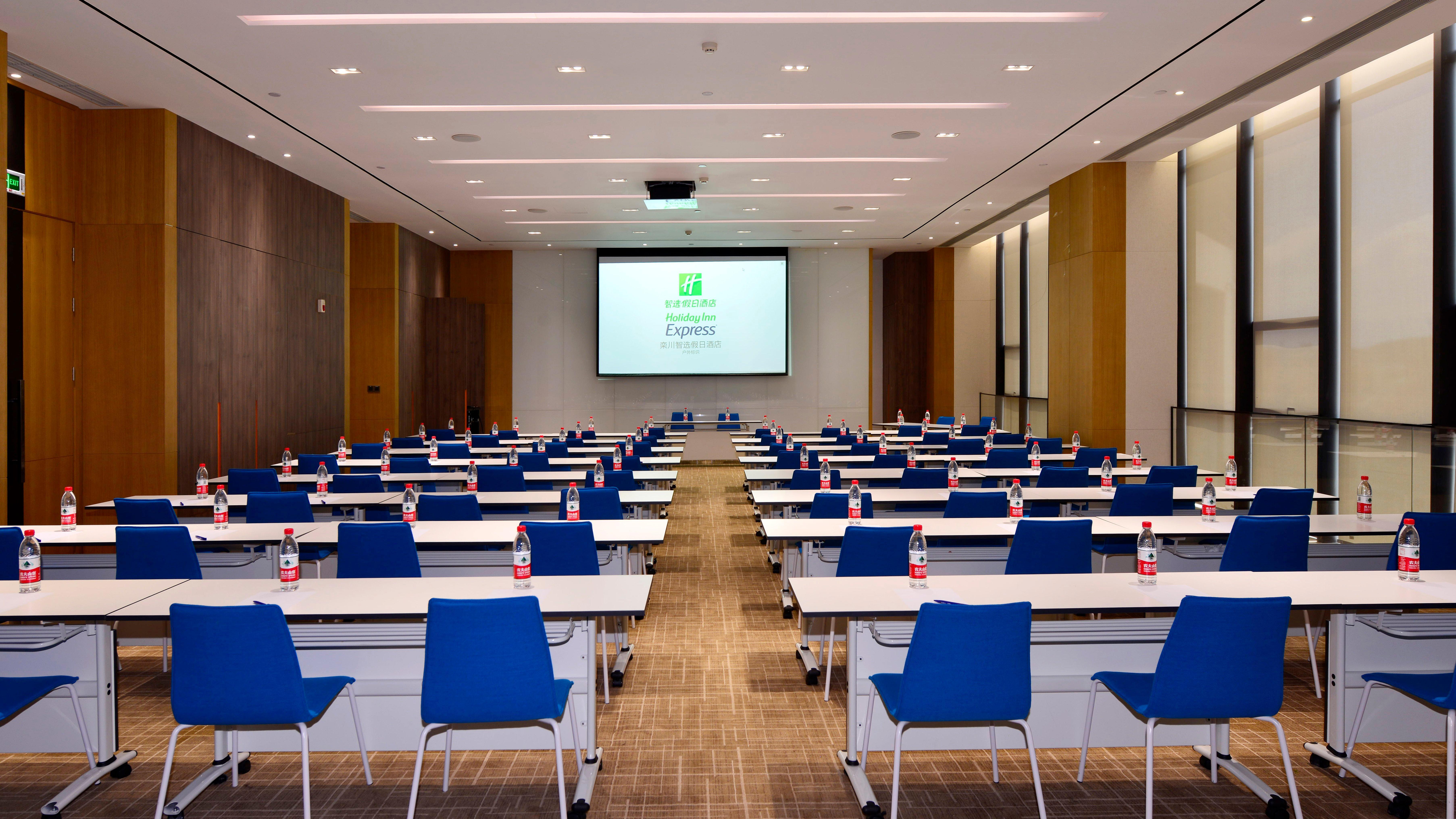 Holiday Inn Express Luanchuan By Ihg Extérieur photo
