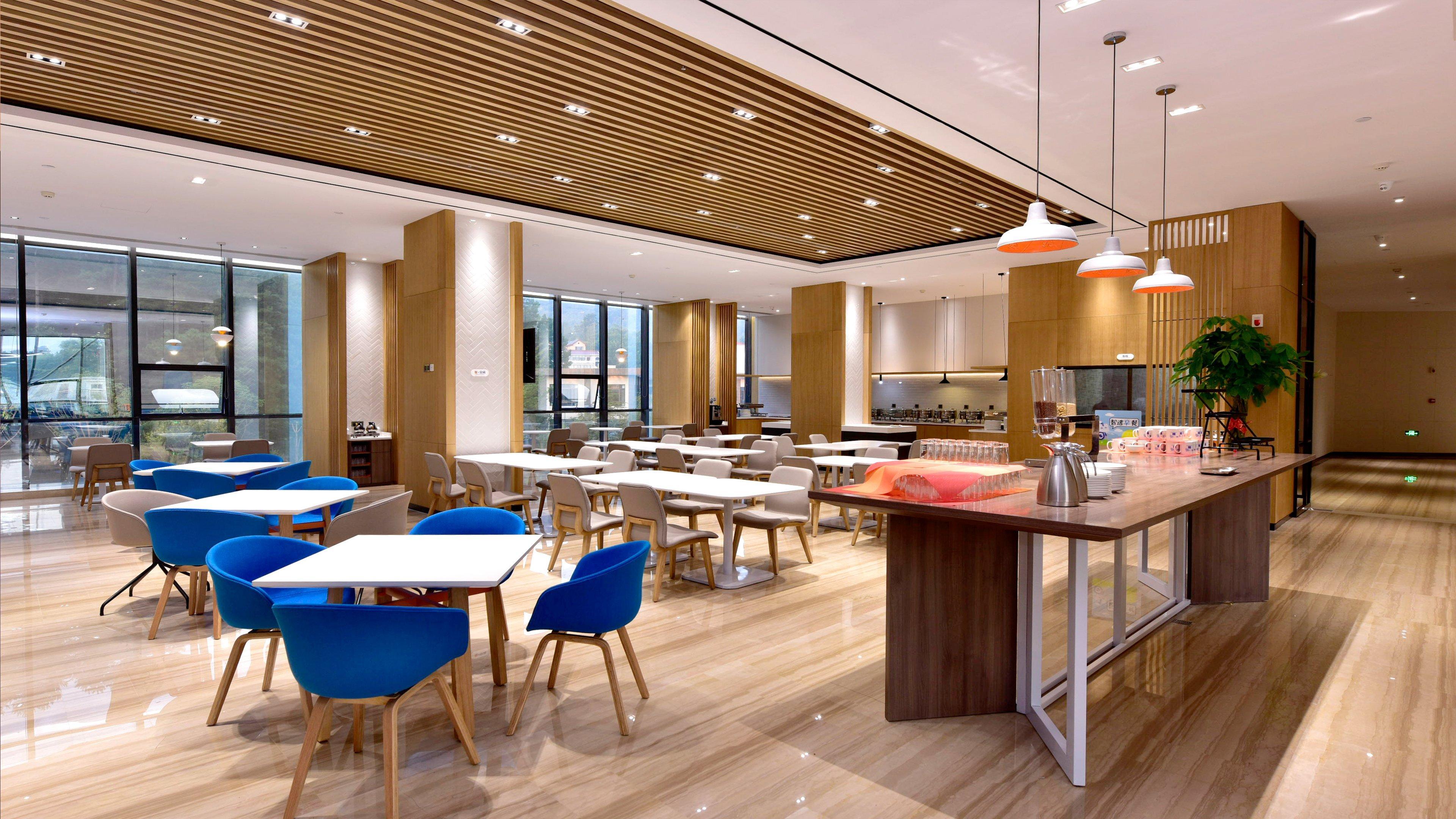 Holiday Inn Express Luanchuan By Ihg Extérieur photo
